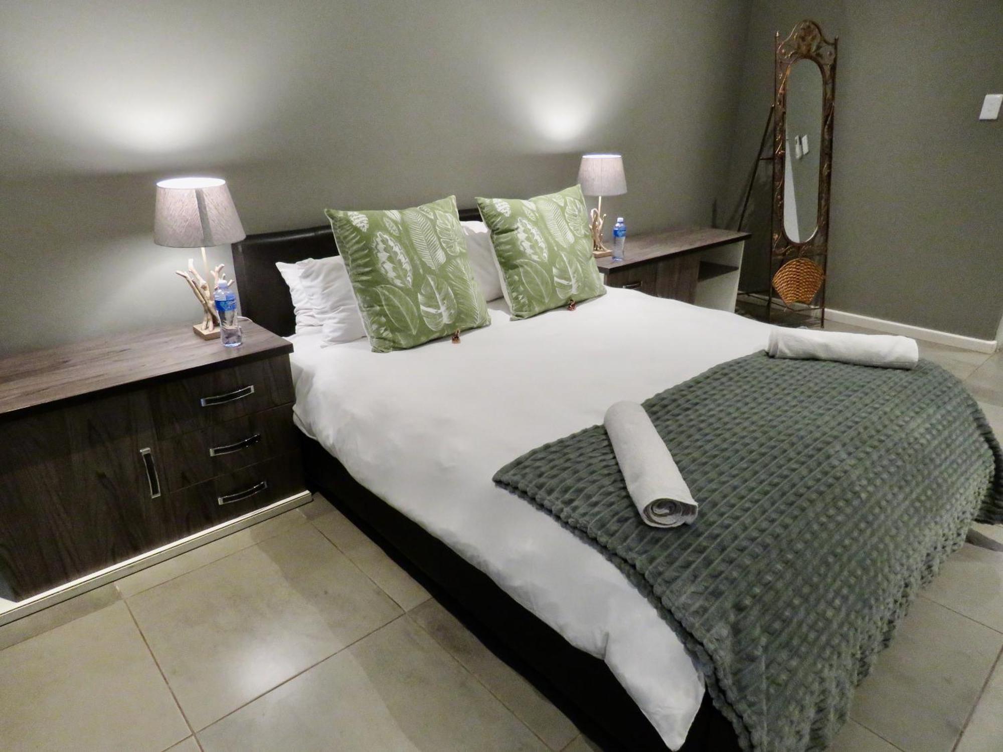 The Executive - Exclusive Self-Catering Apartments - Ezulwini Buitenkant foto