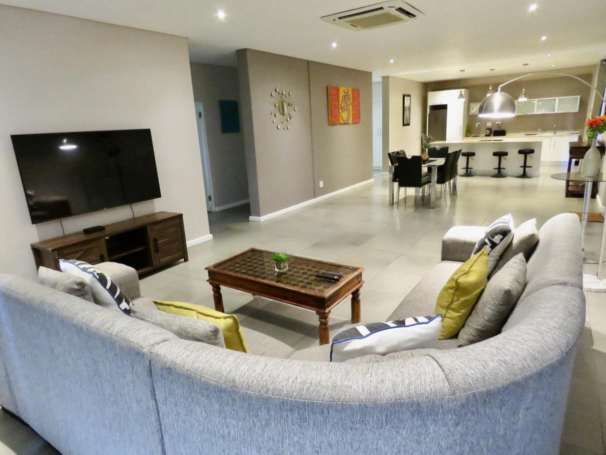 The Executive - Exclusive Self-Catering Apartments - Ezulwini Buitenkant foto