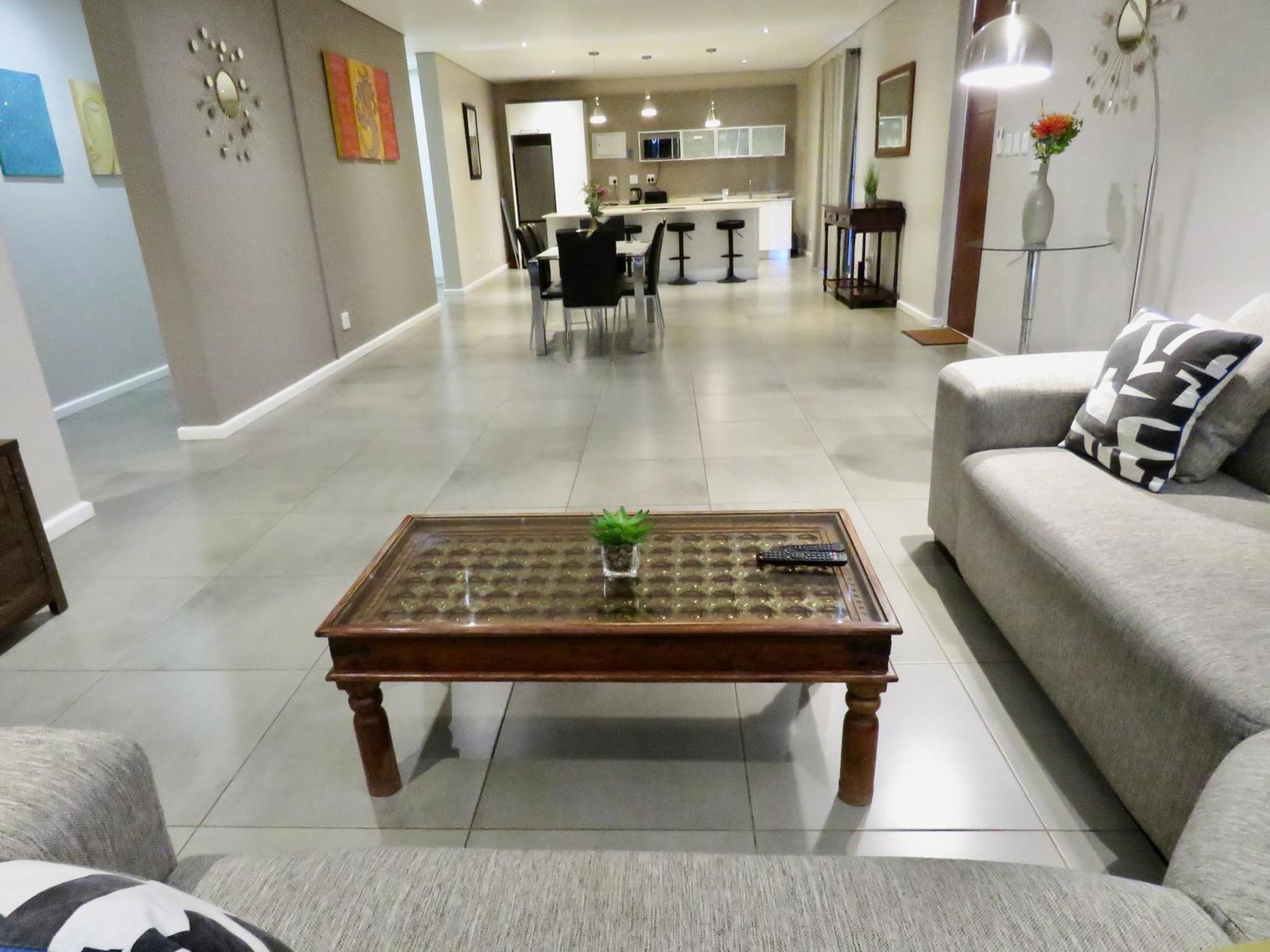 The Executive - Exclusive Self-Catering Apartments - Ezulwini Buitenkant foto