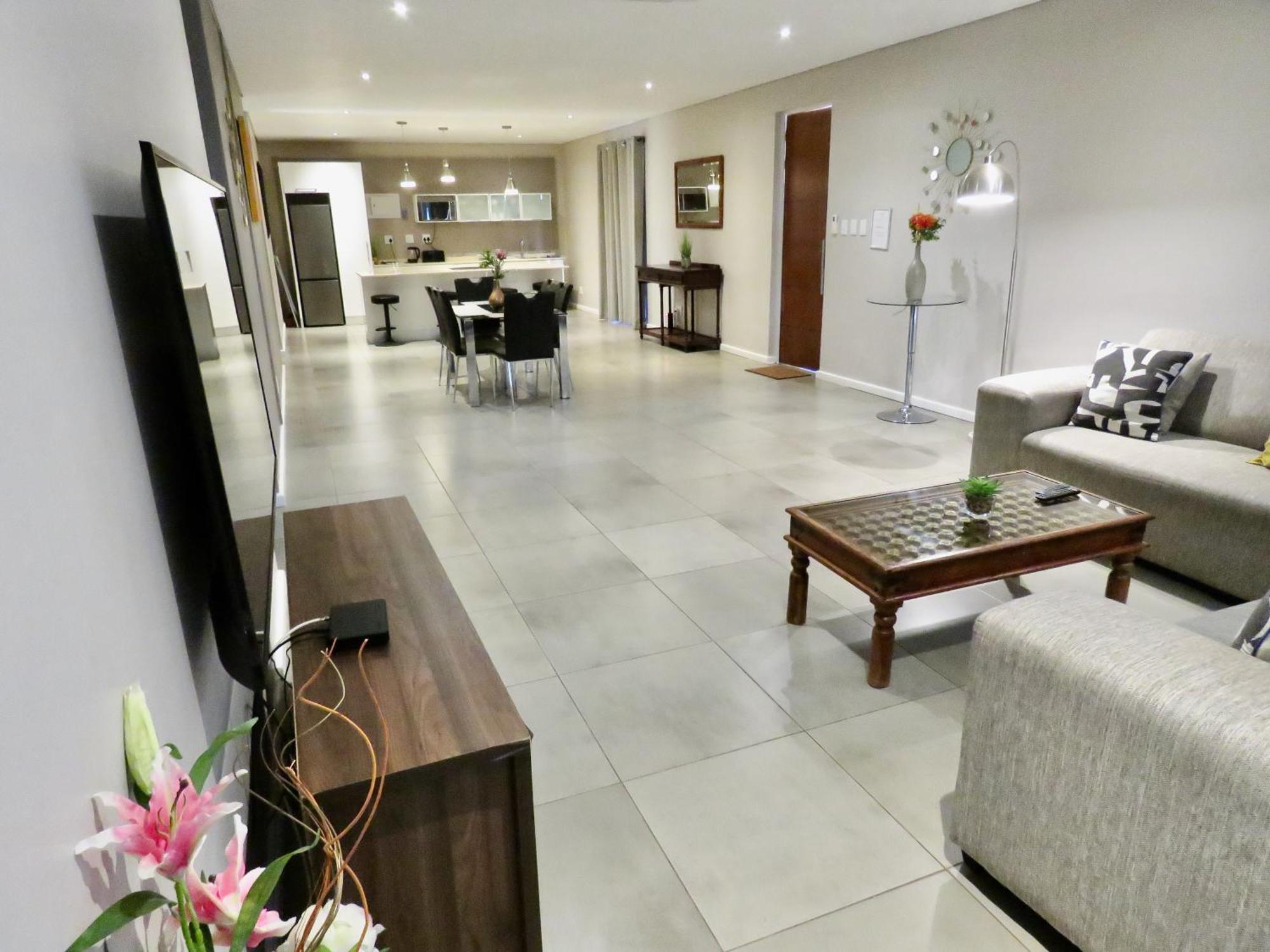The Executive - Exclusive Self-Catering Apartments - Ezulwini Buitenkant foto